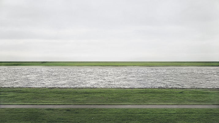 andreas gursky the rhein ii 715x400 fullstop